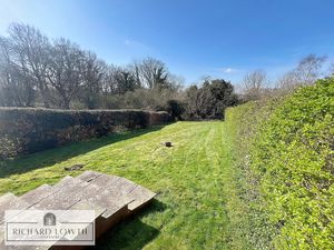 Private Garden- click for photo gallery